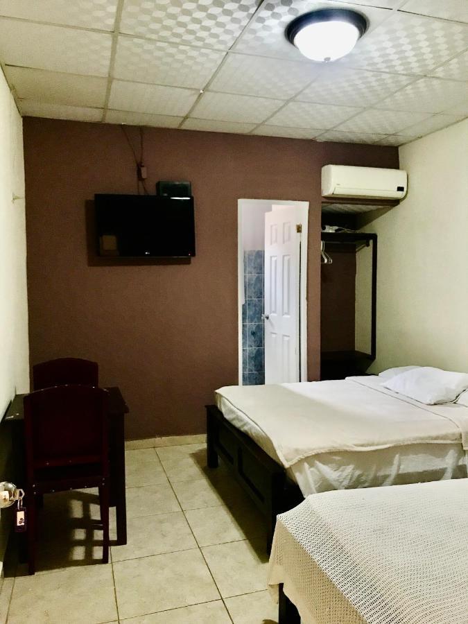 Black Lion Inn Santiago Esterno foto